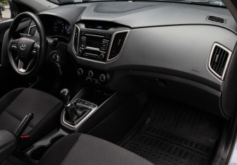 Подержанный автомобиль Hyundai Creta 2018 года (7 фото)