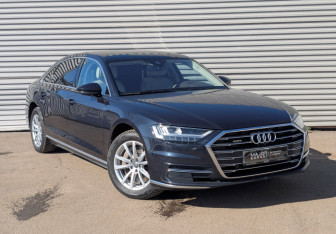 Подержанный автомобиль Audi A8 2020 года (3 фото)