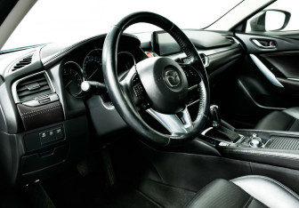 Подержанный автомобиль Mazda 6 Sedan 2015 года (8 фото)