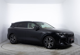 Подержанный автомобиль Voyah Free 2023 года (3 фото)