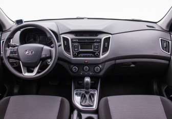 Подержанный автомобиль Hyundai Creta 2017 года (13 фото)