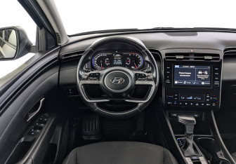 Подержанный автомобиль Hyundai Tucson 2021 года (21 фото)