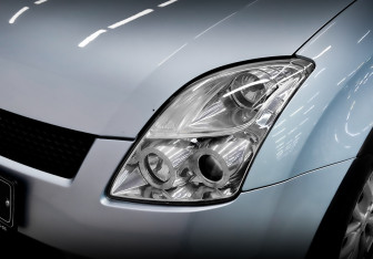 Подержанный автомобиль Suzuki Swift Hatchback 2007 года (18 фото)