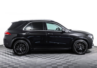 Подержанный автомобиль Mercedes-Benz GLE 2019 года (4 фото)