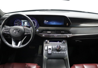 Подержанный автомобиль Hyundai Palisade 2019 года (13 фото)
