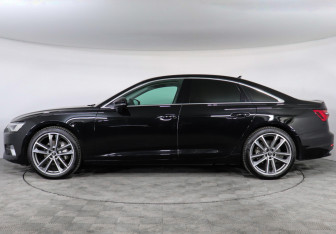 Подержанный автомобиль Audi A6 Sedan 2021 года (8 фото)