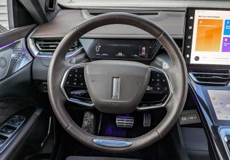 Подержанный автомобиль Wey 05 2023 года (22 фото)