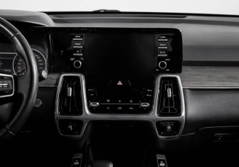 Подержанный автомобиль Kia Sorento 2021 года (13 фото)