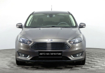 Подержанный автомобиль Ford Focus Hatchback 2019 года (2 фото)