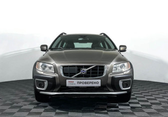 Подержанный автомобиль Volvo XC70 2011 года (2 фото)