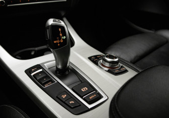 Подержанный автомобиль BMW X3 2012 года (21 фото)