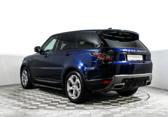 Подержанный автомобиль Land Rover Range Rover Sport 2019 года (7 фото)