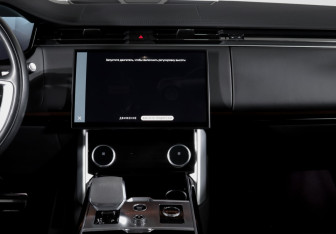 Подержанный автомобиль Land Rover Range Rover 2023 года (13 фото)