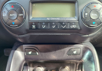 Подержанный автомобиль Hyundai ix35 2012 года (16 фото)