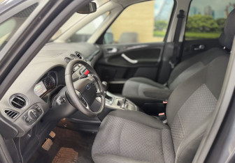 Подержанный автомобиль Ford Galaxy 2008 года (10 фото)