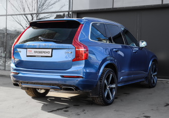 Подержанный автомобиль Volvo XC90 2016 года (4 фото)