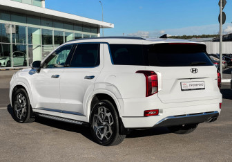Подержанный автомобиль Hyundai Palisade 2021 года (7 фото)