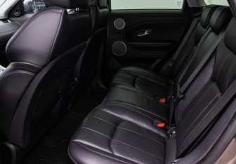 Подержанный автомобиль Land Rover Range Rover Evoque 2017 года (11 фото)