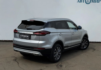Подержанный автомобиль Geely Atlas Pro 2023 года (8 фото)