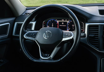 Подержанный автомобиль Volkswagen Teramont 2021 года (14 фото)