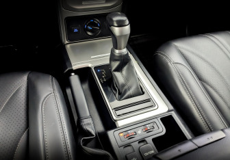 Подержанный автомобиль Toyota Land Cruiser Prado 2021 года (27 фото)