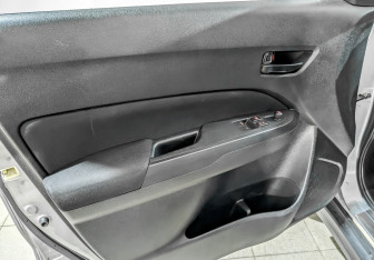 Подержанный автомобиль Suzuki Vitara 2016 года (19 фото)