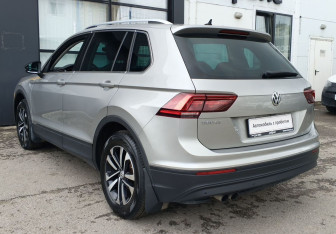 Подержанный автомобиль Volkswagen Tiguan 2020 года (7 фото)