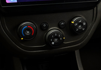 Подержанный автомобиль Ravon R4 2018 года (15 фото)