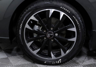 Подержанный автомобиль Hyundai Elantra Sedan 2021 года (7 фото)