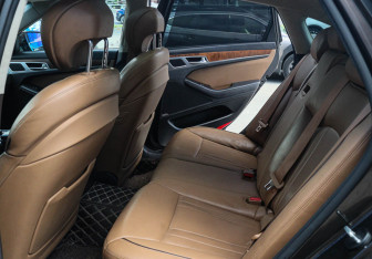 Подержанный автомобиль Hyundai Genesis 2015 года (8 фото)