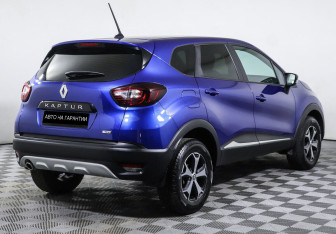 Подержанный автомобиль Renault Kaptur 2021 года (3 фото)