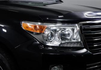 Подержанный автомобиль Toyota Land Cruiser Suv 2014 года (16 фото)