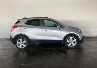 Подержанный автомобиль Opel Mokka 2015 года (8 фото)