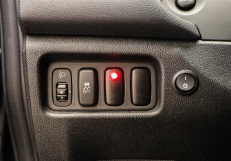 Подержанный автомобиль Mitsubishi ASX 2012 года (8 фото)