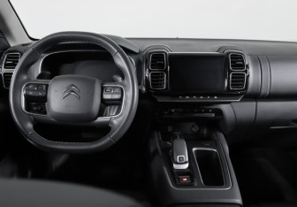 Подержанный автомобиль Citroen C5 Aircross 2022 года (12 фото)