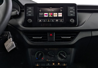 Подержанный автомобиль Skoda Rapid Liftback 2021 года (17 фото)