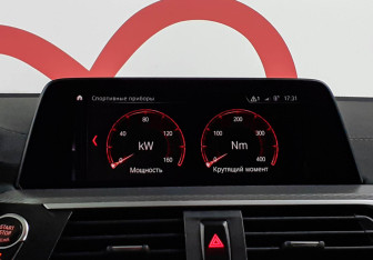 Подержанный автомобиль BMW X4 2019 года (13 фото)