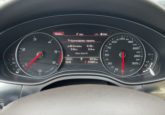 Подержанный автомобиль Audi A6 Sedan 2011 года (25 фото)