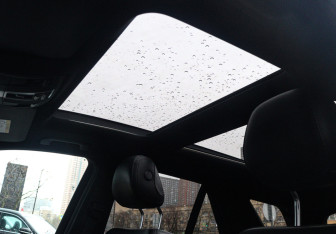 Подержанный автомобиль Mercedes-Benz GLE 2016 года (15 фото)