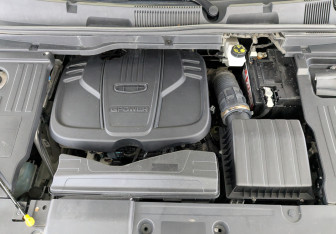 Подержанный автомобиль Geely Coolray 2022 года (9 фото)