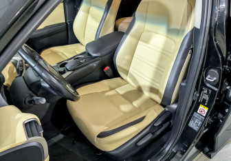 Подержанный автомобиль Lexus NX 2016 года (20 фото)