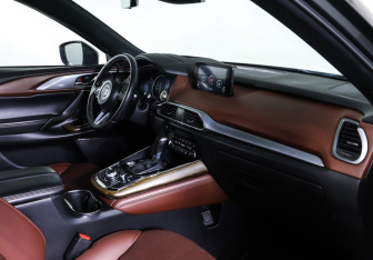 Подержанный автомобиль Mazda CX-9 2019 года (11 фото)
