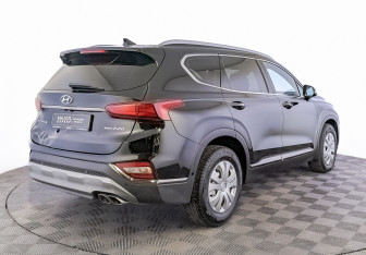 Подержанный автомобиль Hyundai Santa Fe 2020 года (5 фото)