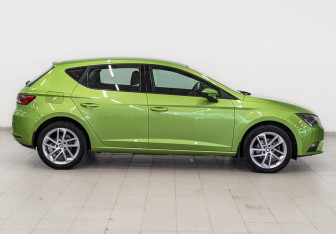 Подержанный автомобиль SEAT Leon Hatchback 2013 года (4 фото)