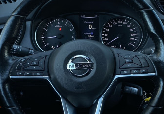 Подержанный автомобиль Nissan Qashqai 2019 года (15 фото)