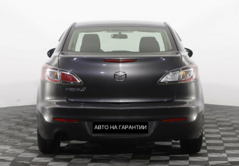 Подержанный автомобиль Mazda 3 Sedan 2012 года (4 фото)