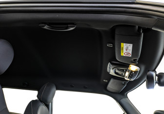 Подержанный автомобиль MINI Hatch 2021 года (22 фото)