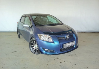 Подержанный автомобиль Toyota Auris Hatchback 2007 года (3 фото)
