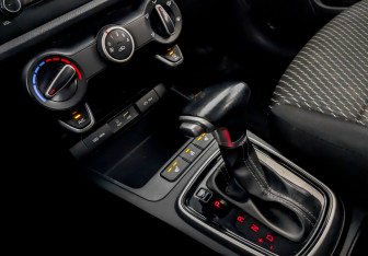 Подержанный автомобиль Kia Rio Hatchback 2020 года (27 фото)