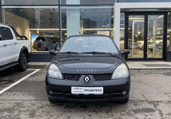 Подержанный автомобиль Renault Symbol 2006 года (2 фото)
